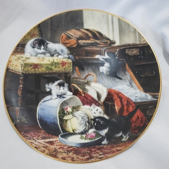 W.S. George Mischief with the Hatbox Cat Collectible Plate Wall Hanging 1990 - Picture 6 of 6